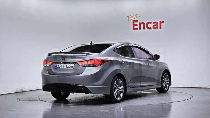 Hyundai Avante 2013 — 2
