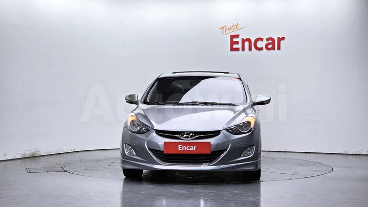 Hyundai Avante 2013 — 3