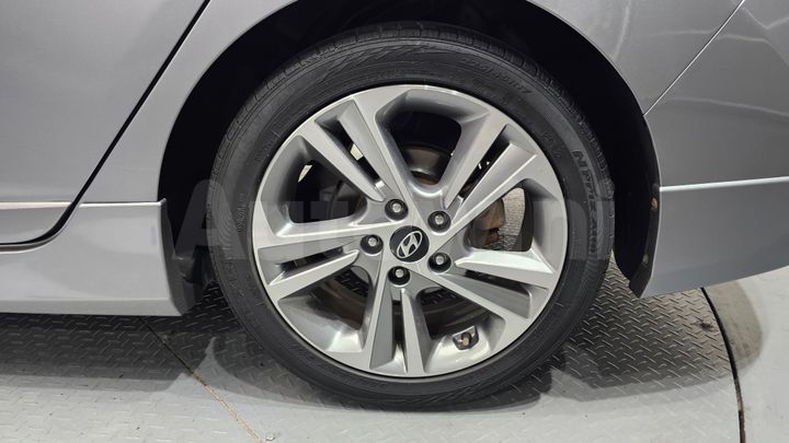 Hyundai Avante 2013 — 5