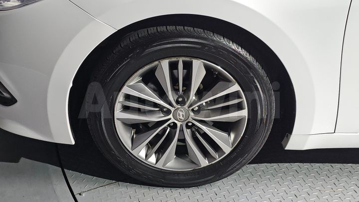 Hyundai Grandeur 2015 — 5