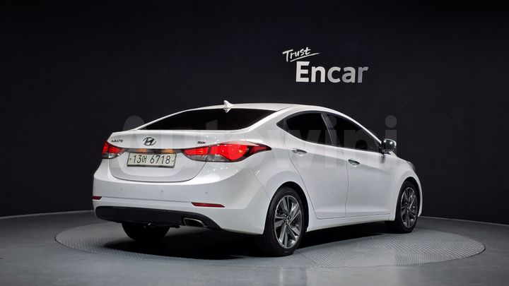 Hyundai Avante 2014 — 2