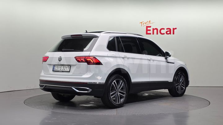 Volkswagen Tiguan 2023 — 2