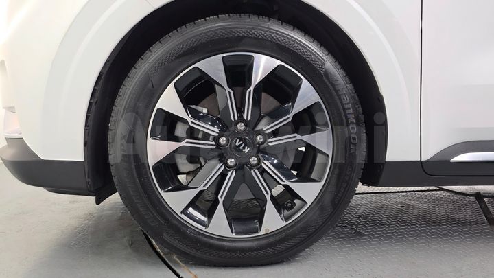 Kia Carnival 2021 — 5