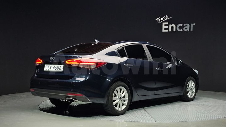 Kia K3 2017 — 2