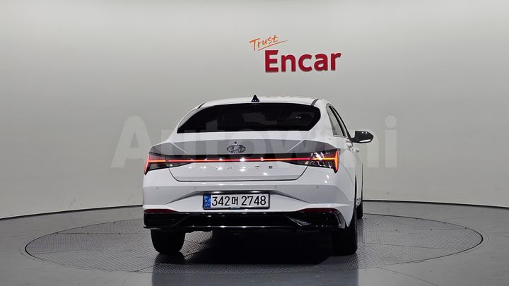 Hyundai Avante 2021 — 3