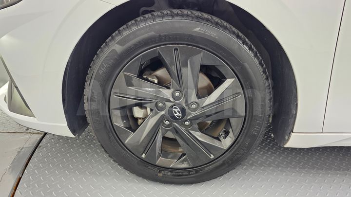 Hyundai Avante 2021 — 4