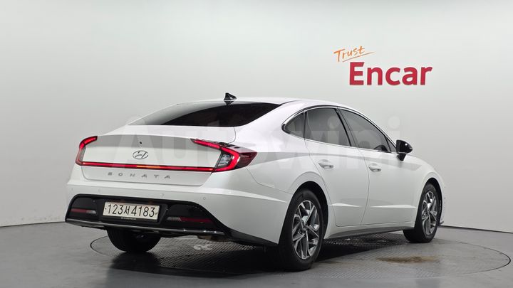 Hyundai Sonata 2022 — 2