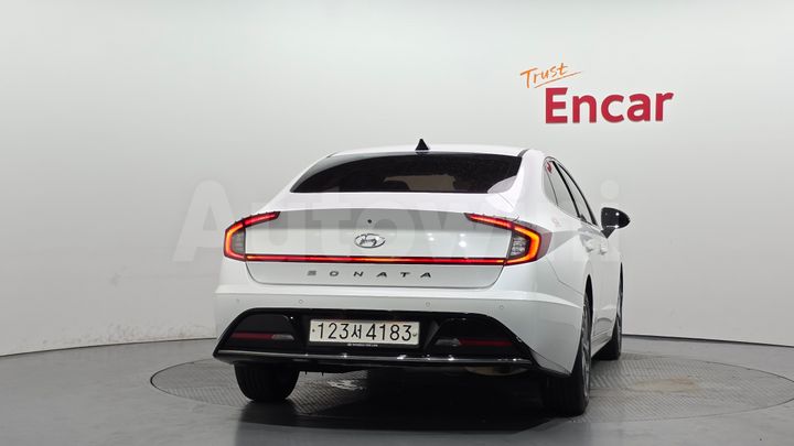 Hyundai Sonata 2022 — 4