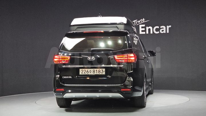 Kia Carnival 2019 — 4