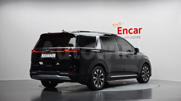 Kia Carnival 2021 — 2