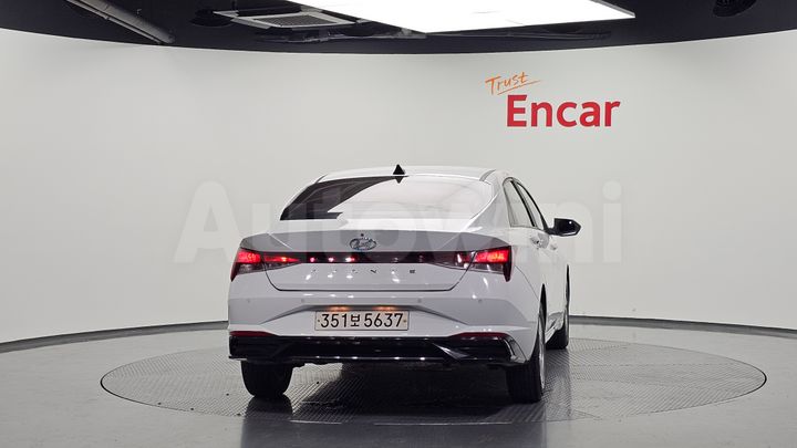 Hyundai Avante 2021 — 4