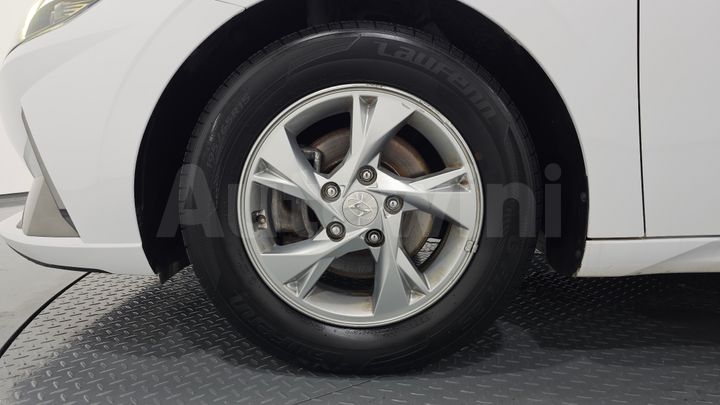 Hyundai Avante 2021 — 5