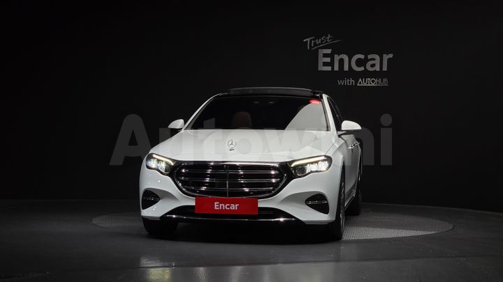 Mercedes-Benz E Class 2024 — 3
