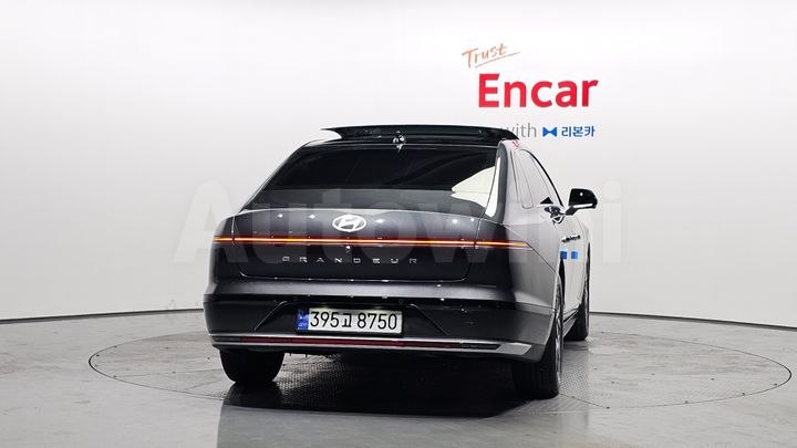 Hyundai Grandeur 2023 — 4
