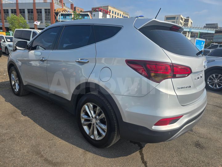Hyundai SantaFe 2016 — 3