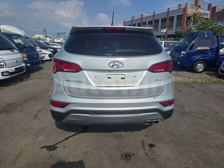 Hyundai SantaFe 2016 — 4
