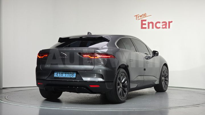 Jaguar I PACE