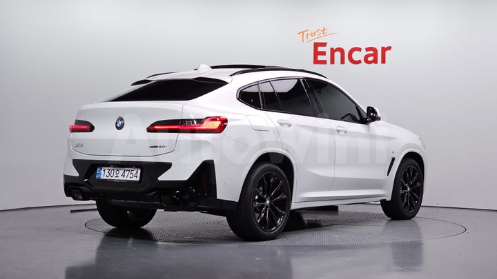 BMW X4 2025 — 2