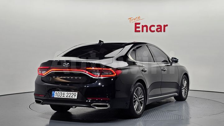 Hyundai Grandeur 2019 — 2