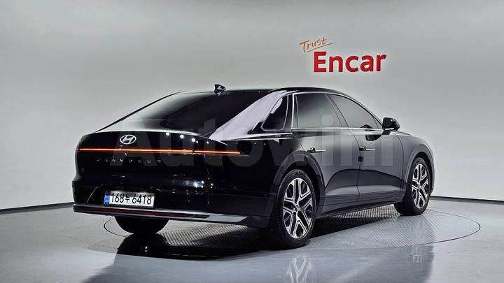 Hyundai Grandeur 2023 — 2