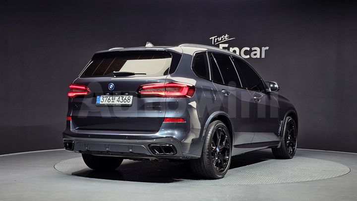 BMW X5 2022 — 2