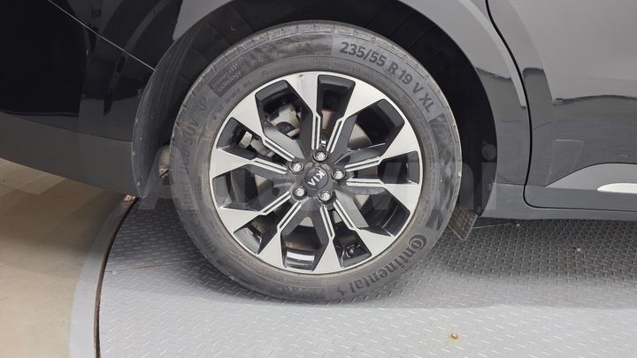 Kia Carnival 2021 — 5