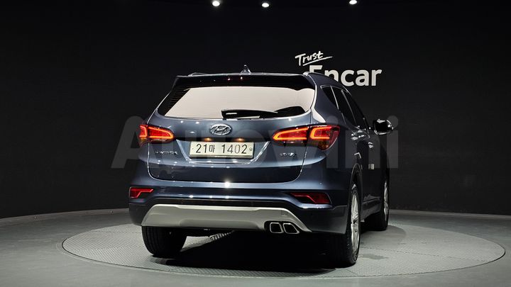 Hyundai SantaFe 2017 — 4