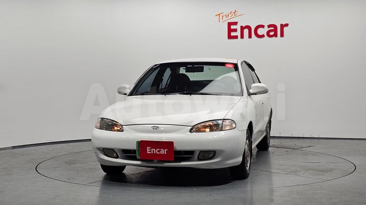 Hyundai Avante 1995 — 3