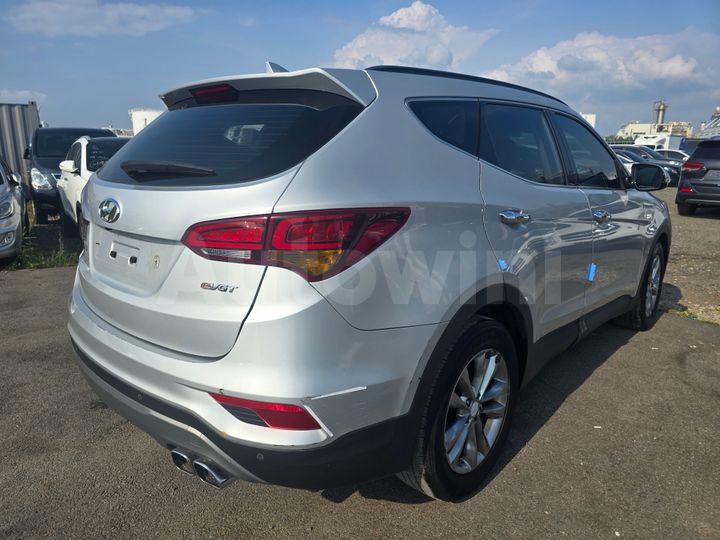Hyundai SantaFe 2017 — 5