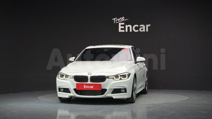 BMW 3 Series 2018 — 3