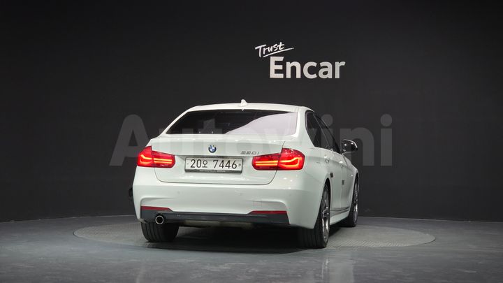 BMW 3 Series 2018 — 4