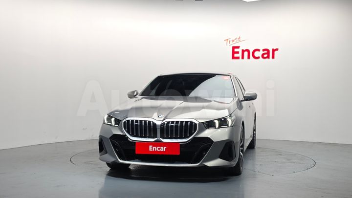 BMW 5 Series 2025 — 3