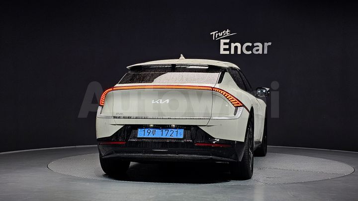 Kia EV6 2022 — 4