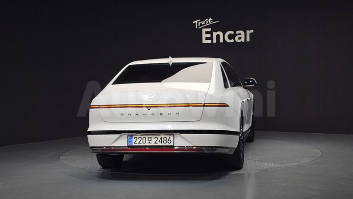 Hyundai Grandeur 2023 — 4
