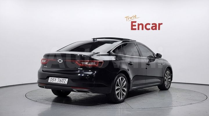 Renault SM6 2017 — 2