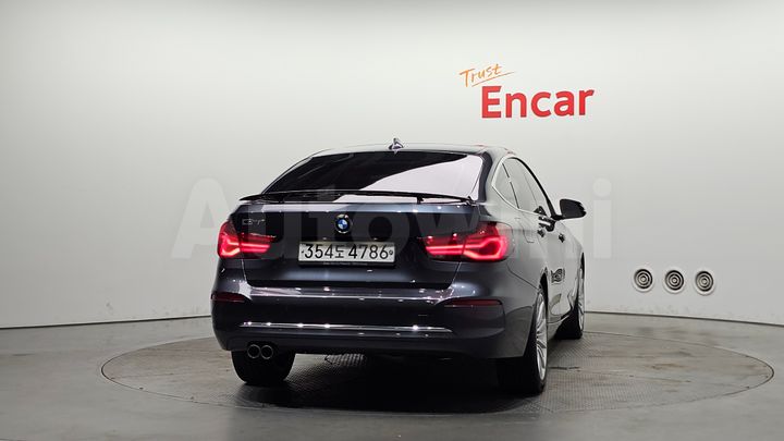 BMW 3 Series 2020 — 4