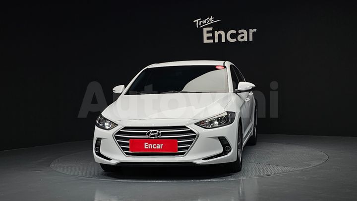 Hyundai Avante 2017 — 3