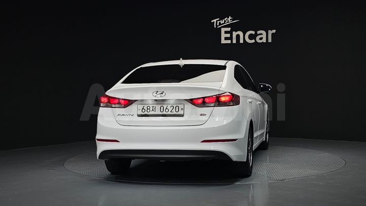 Hyundai Avante 2017 — 4