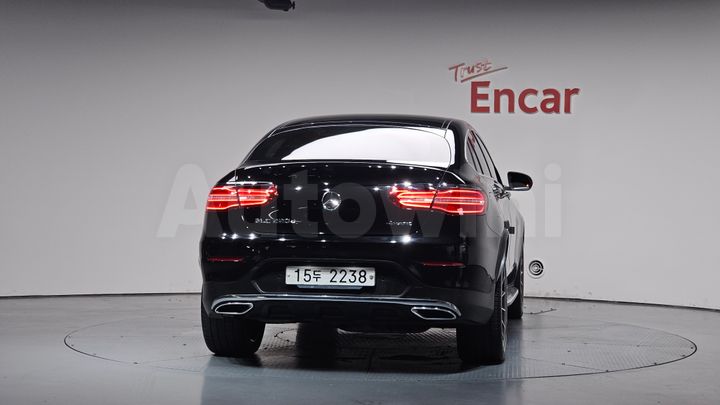 Mercedes-Benz GLC Class 2018 — 3