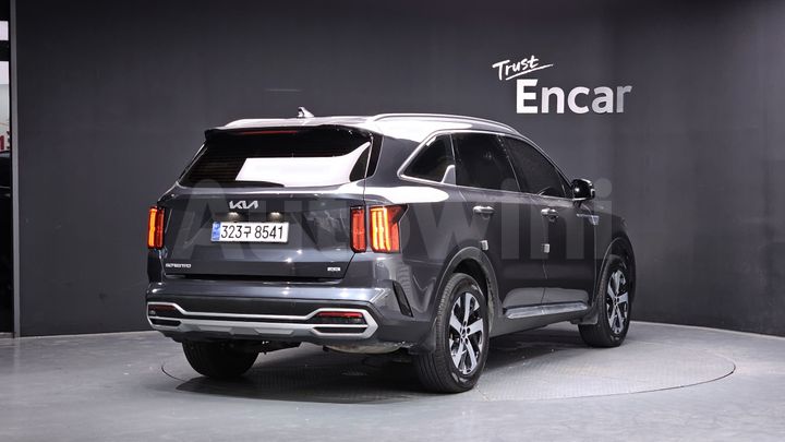Kia Sorento 2023 — 2
