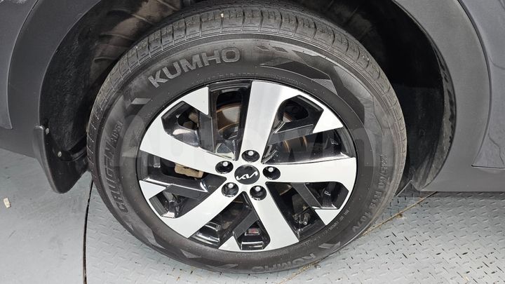 Kia Sorento 2023 — 5