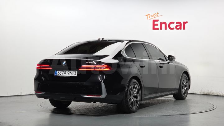 BMW 5 Series 2026 — 2