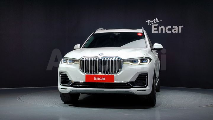 BMW X7 2021 — 3