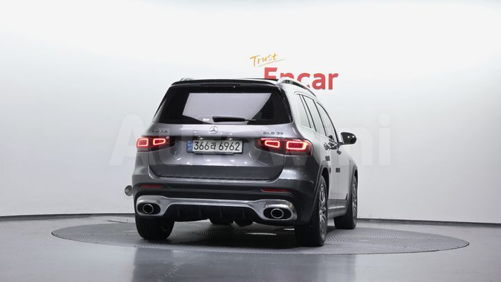 Mercedes-Benz GLB Class 2021 — 4