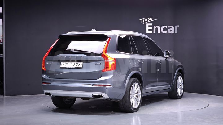 Volvo XC90 2019 — 2