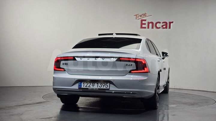 Volvo S90 2024 — 4