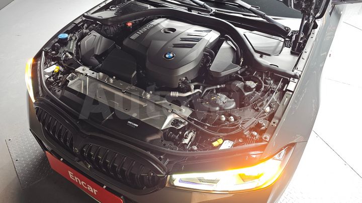 BMW 3 Series 2025 — 5