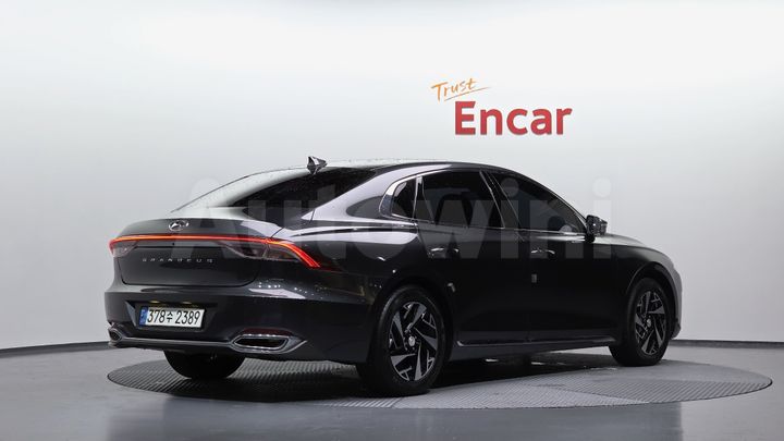 Hyundai Grandeur 2021 — 2