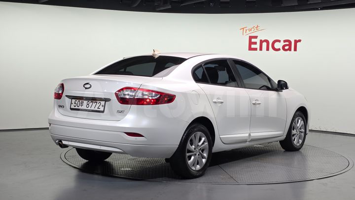 Renault SM3 2015 — 2