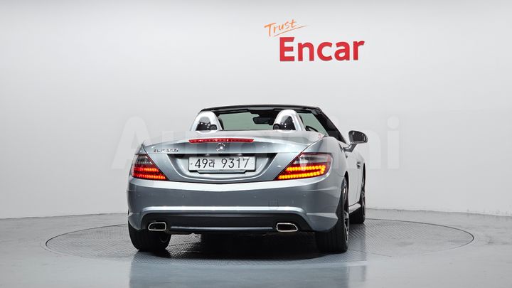 Mercedes Benz SLK Class 2015 — 4